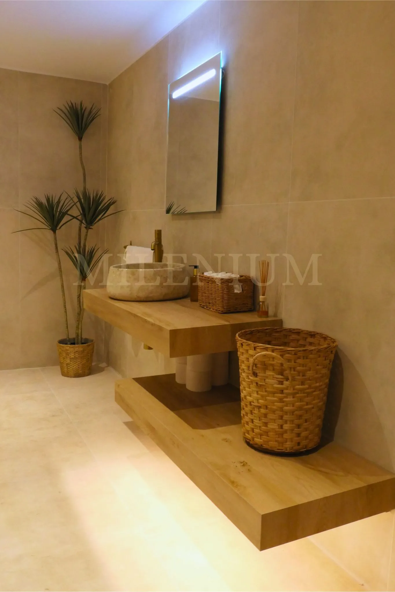 Modern bathroom vanity in Fuengirola wellness center